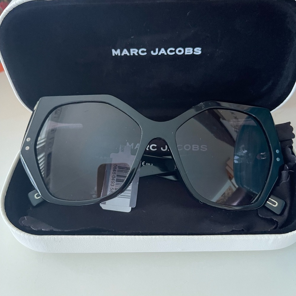 Brand NWT Marc Jacobs Sunglasses